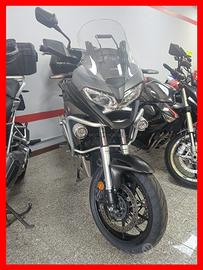 Honda cross runner 800 +0maggi0 casco+permute+rate