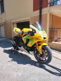 Yamaha R1 2016 allestimento pista