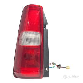 FANALE POSTERIORE SINISTRO SUZUKI JIMNY 2001> VALE