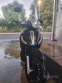 beverly 300 