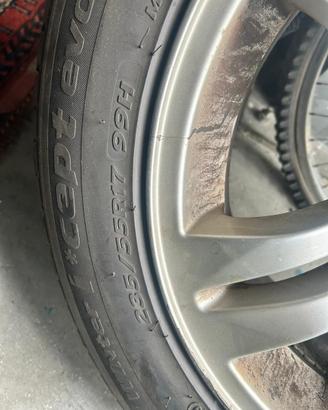 Pneumatici BMW 235/55 R17