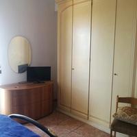 Camera da letto e sala completi