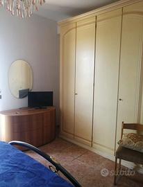 Camera da letto e sala completi