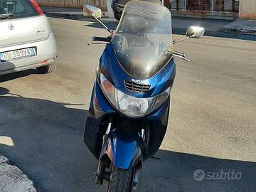 SUZUKI BURGMAN 250