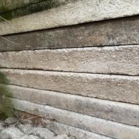 Pietre ornamentali per bordure da giardino.