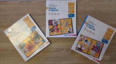 Libri scolastici per scuola media 
