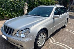 MERCEDES Classe C Station Wagon 270 CDI Avantgarde
