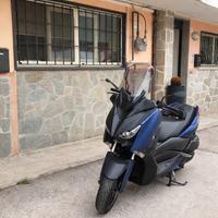 Yamaha Xmax 300