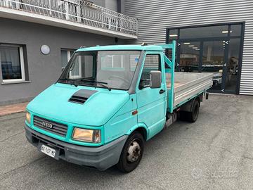 Iveco Daily 35.10 2.8 TD PL Cabinato Basic