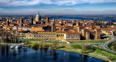 Appartamento di 100 m² con 4 locali a Mantova