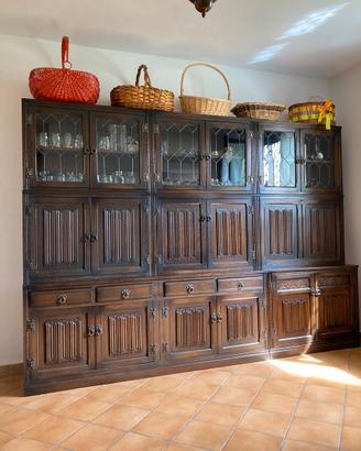 Mobile credenza