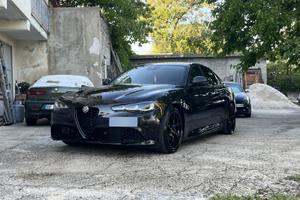 Alfa Romeo Giulia 2.2 180cv