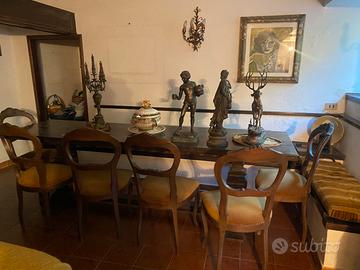 Tavolo in legno massello antico