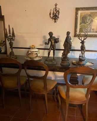 Tavolo in legno massello antico