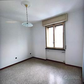 Quattro locale. San Polo D'Enza via de Gasperi