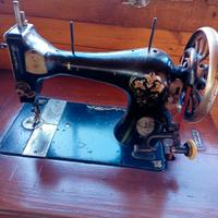 macchina per cucire d'epoca