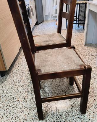 Coppia di sedie vintage in legno massello e paglia