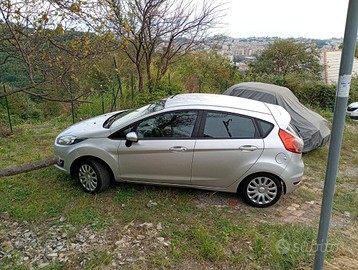 Ford fiesta 2015 benzina 80cv.NO COMMERCIANTI