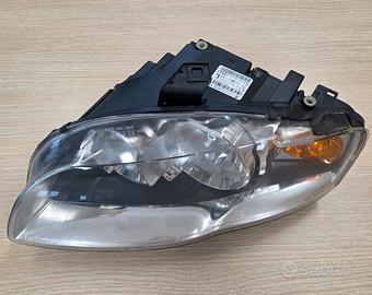 Faro sinistro Audi A4 B7 anno 2004 / 2008