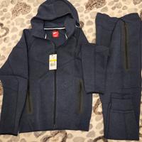 tuta completa Nike Tech Fleece 