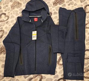 tuta completa Nike Tech Fleece 