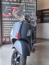 Piaggio Vespa 300 GTS hpe Supersport