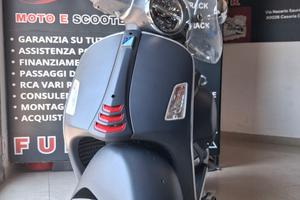 Piaggio Vespa 300 GTS hpe Supersport