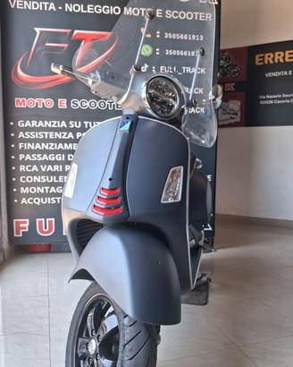 Piaggio Vespa 300 GTS hpe Supersport