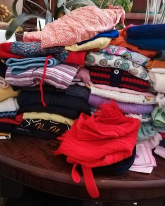 50 pezzi  misti indumenti bimbe 1-6 anni