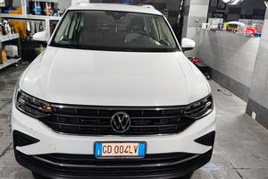 VOLKSWAGEN Tiguan 2ª serie - 2021