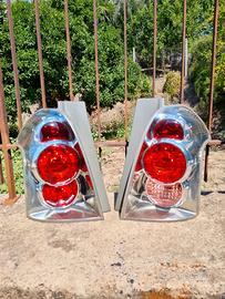 fanale posteriore sx dx Toyota Corolla Verso 04/09