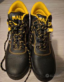 Scarpe alte da lavoro