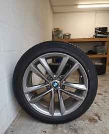Chechi in lega BMW 19 originali con gomma Michelin