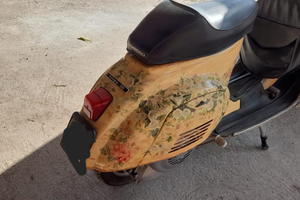 Vespa 50