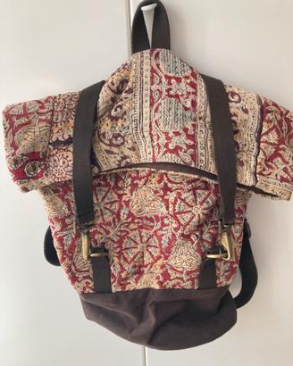 Zaino fatto a mano di sari indiani riciclati