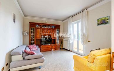 APPARTAMENTO AL PIANO PRIMO IN BIFAMIGLIARE A SANT