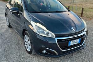 Peugeot 208 PureTech 82 5p. GPL Allure