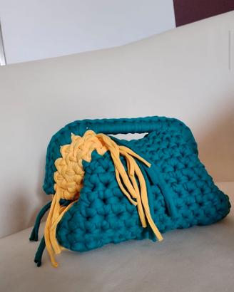 Pochette homemade intrecciata 