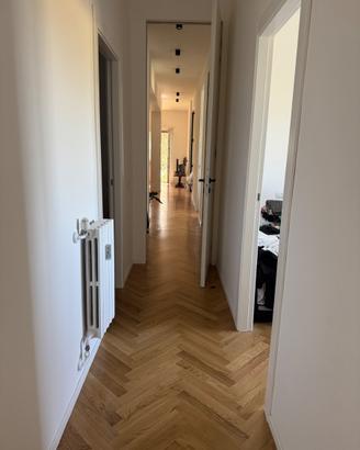 Parquet  rovere  massello spina italiana 15 mq.