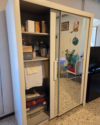 Armadio bianco 210x154x62 con specchio