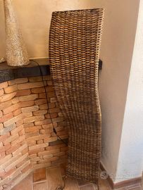 Lampada in color legno