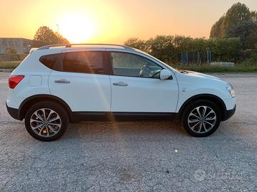 Nissan Qashqai n-tec full optional