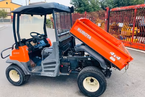 T10 Trattore / Quad 4x4 Kubota RTV900