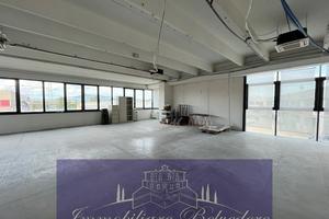 Magazzino a Scandicci