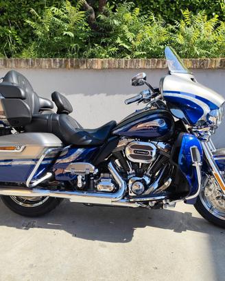 Harley-davidson CVO Limited 110