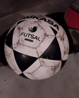 pallone futsal Mikasa + calcetto