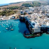 Otranto (Le). Monovano con angolo cottura e bagno