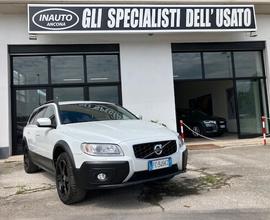Volvo XC 70 XC70 D5 AWD Geartronic Momentum