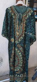 Abito vintage Lungo caftano boho chic ricami