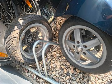 ricambi vespa lx 50 in blocco